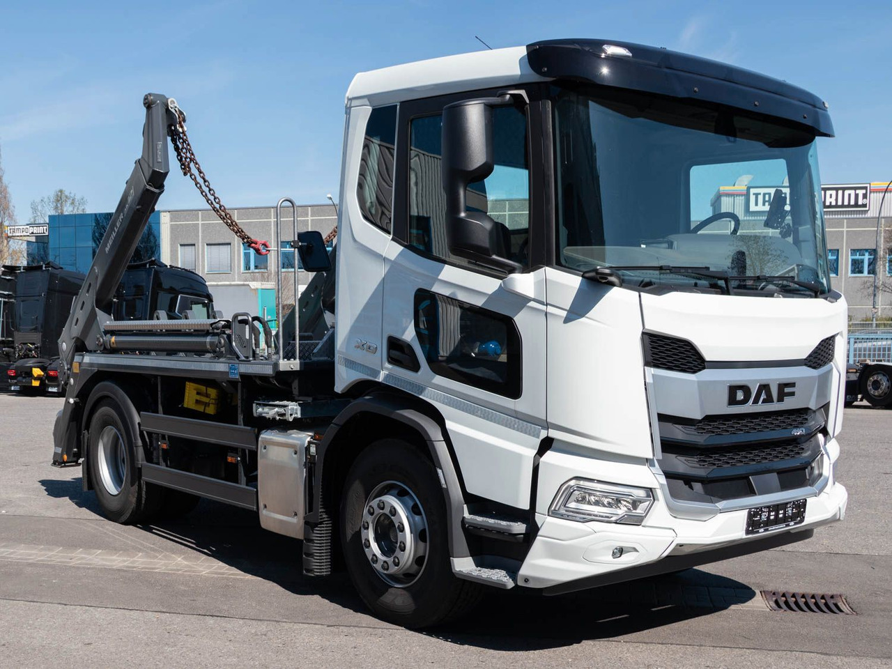 DAF XD 410 FA Meiller Absetzkipper DAF XD 410 FA Meiller Absetzkipper - Konténerszállító: 3 kép. DAF XD 410 FA Meiller Absetzkipper DAF XD 410 FA Meiller Absetzkipper - Konténerszállító: 3 kép.