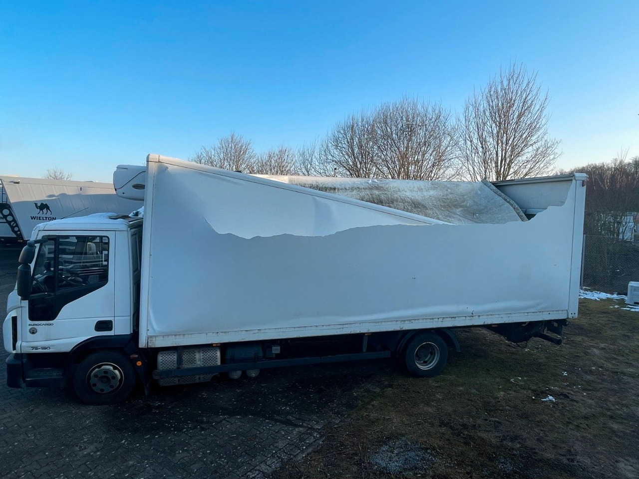 Iveco Eurocargo 75-190 - Dobozos kisteherautó: 1 kép. Iveco Eurocargo 75-190 - Dobozos kisteherautó: 1 kép.