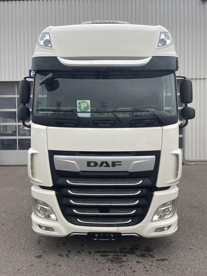 DAF FT XF 480 SSC - Nyergesvontató: 3 kép. DAF FT XF 480 SSC - Nyergesvontató: 3 kép.