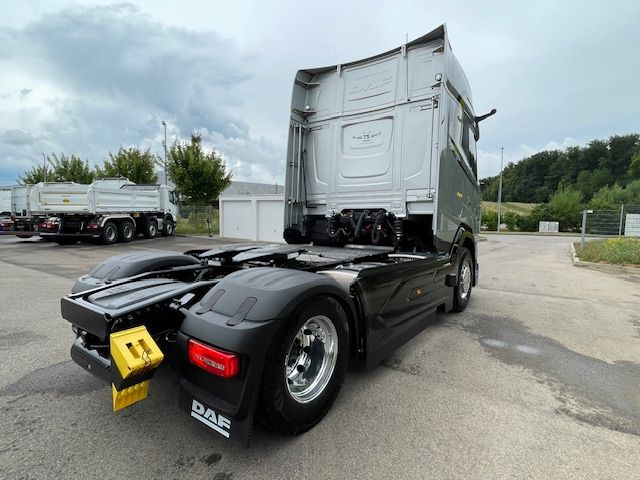 DAF XG+ 480 FT   75 Jahre DAF Edition "Limitiert" DAF XG+ 480 FT   75 Jahre DAF Edition lízing DAF XG+ 480 FT   75 Jahre DAF Edition "Limitiert" DAF XG+ 480 FT   75 Jahre DAF Edition: 7 kép.