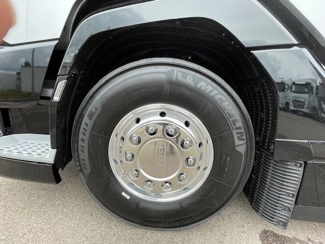 DAF XG+ 480 FT   75 Jahre DAF Edition "Limitiert" DAF XG+ 480 FT   75 Jahre DAF Edition lízing DAF XG+ 480 FT   75 Jahre DAF Edition "Limitiert" DAF XG+ 480 FT   75 Jahre DAF Edition: 10 kép.