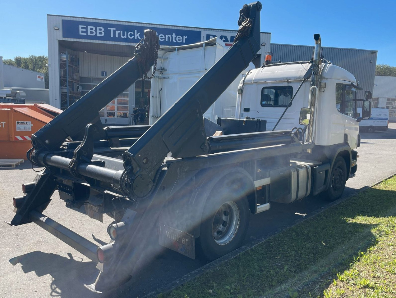 Scania B4X2 ATL, Absetzkipper - Billenőplatós teherautó, Darus autó: 3 kép. Scania B4X2 ATL, Absetzkipper - Billenőplatós teherautó, Darus autó: 3 kép.