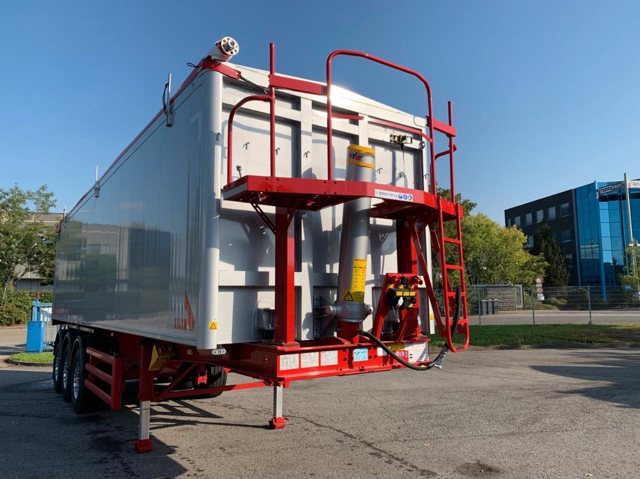 Stas Agrostar 51,8 cbm Stas Agrostar 51,8 cbm - Félpótkocsi billenőplatós: 3 kép. Stas Agrostar 51,8 cbm Stas Agrostar 51,8 cbm - Félpótkocsi billenőplatós: 3 kép.