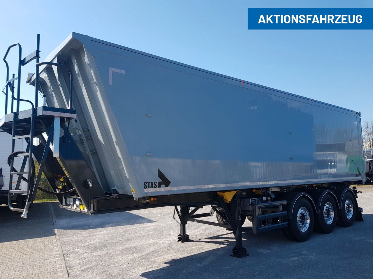Stas agroSTAR 47,6 cbm Kippsattelauflieger Stas agroSTAR 47,6 cbm Kippsattelauflieger - Félpótkocsi billenőplatós: 1 kép. Stas agroSTAR 47,6 cbm Kippsattelauflieger Stas agroSTAR 47,6 cbm Kippsattelauflieger - Félpótkocsi billenőplatós: 1 kép.
