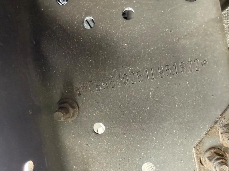 Alvaz teherautó Mercedes-Benz Atego 1318 L: 16 kép.