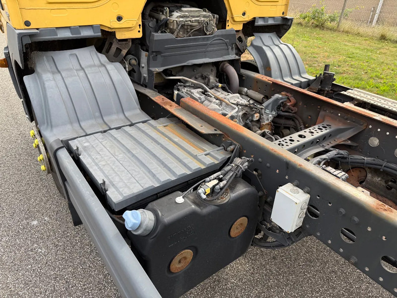 Alvaz teherautó Mercedes-Benz Atego 1318 L: 19 kép.