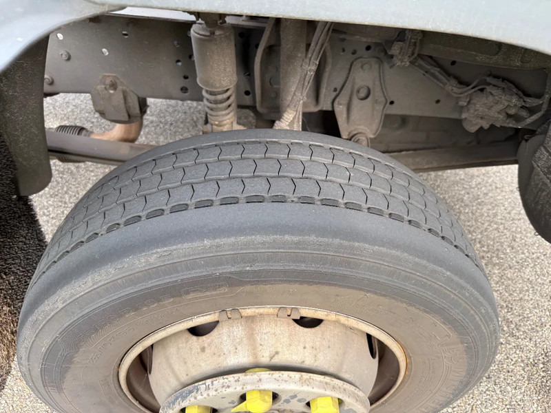 Alvaz teherautó Mercedes-Benz Atego 1318 L: 17 kép.