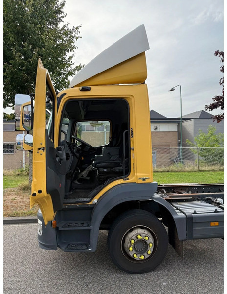 Alvaz teherautó Mercedes-Benz Atego 1318 L: 14 kép.