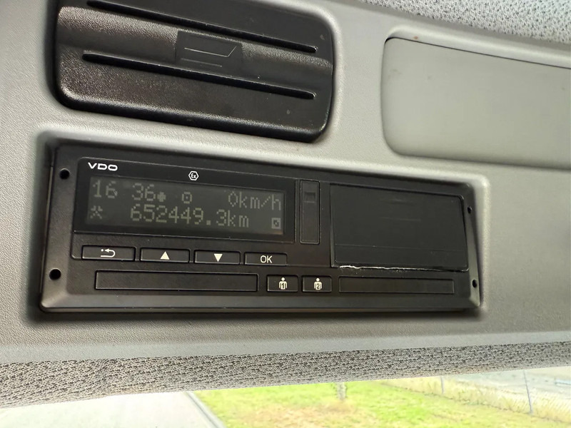 Alvaz teherautó Mercedes-Benz Atego 1318 L: 13 kép.