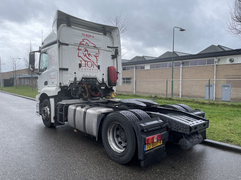 Mercedes-Benz Actros 1836 L 2-2014 bj 831.000 km - Nyergesvontató: 4 kép. Mercedes-Benz Actros 1836 L 2-2014 bj 831.000 km - Nyergesvontató: 4 kép.