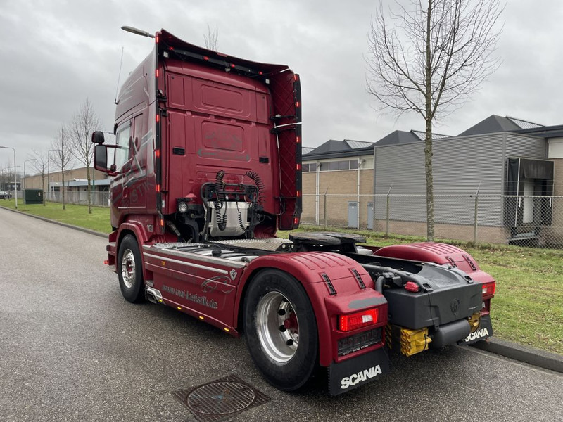 Scania R730 V8 2017 full option - Nyergesvontató: 4 kép. Scania R730 V8 2017 full option - Nyergesvontató: 4 kép.