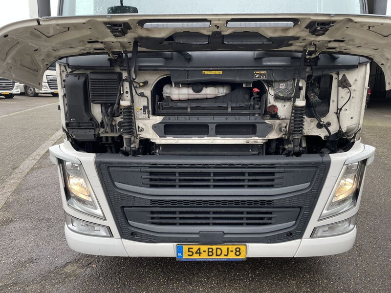Nyergesvontató Volvo FM 370 euro 6: 13 kép.