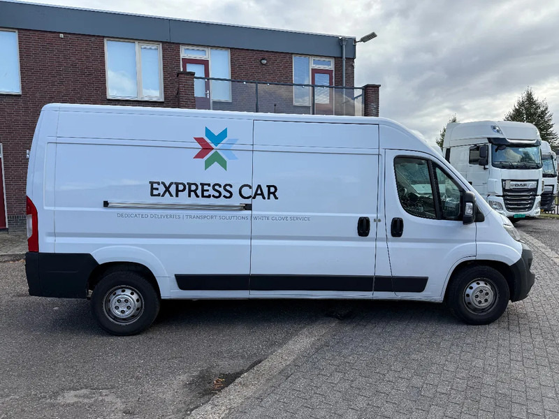 Opel Movano 2.2 D 140 pk 2022 L3 H2 !!!MOTOR PROBLEM !!! - Furgon: 4 kép. Opel Movano 2.2 D 140 pk 2022 L3 H2 !!!MOTOR PROBLEM !!! - Furgon: 4 kép.