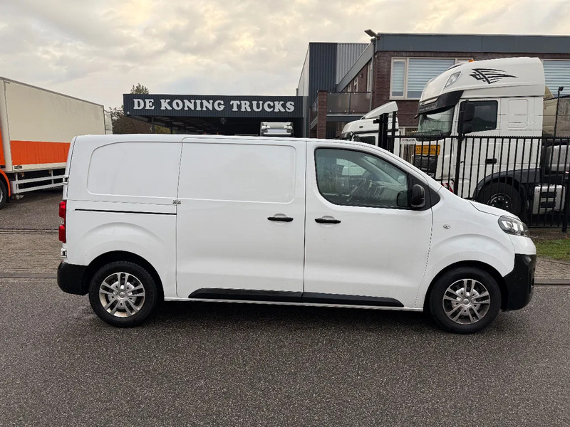 Opel Vivaro L2,H1 2022 bj 2.0 cdti - Kis furgon: 4 kép. Opel Vivaro L2,H1 2022 bj 2.0 cdti - Kis furgon: 4 kép.