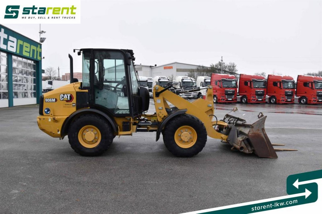 CATERPILLAR 906M Radlader Klimaanlage Zentralschmieranlage - Gumikerekes homlokrakodó: 4 kép. CATERPILLAR 906M Radlader Klimaanlage Zentralschmieranlage - Gumikerekes homlokrakodó: 4 kép.