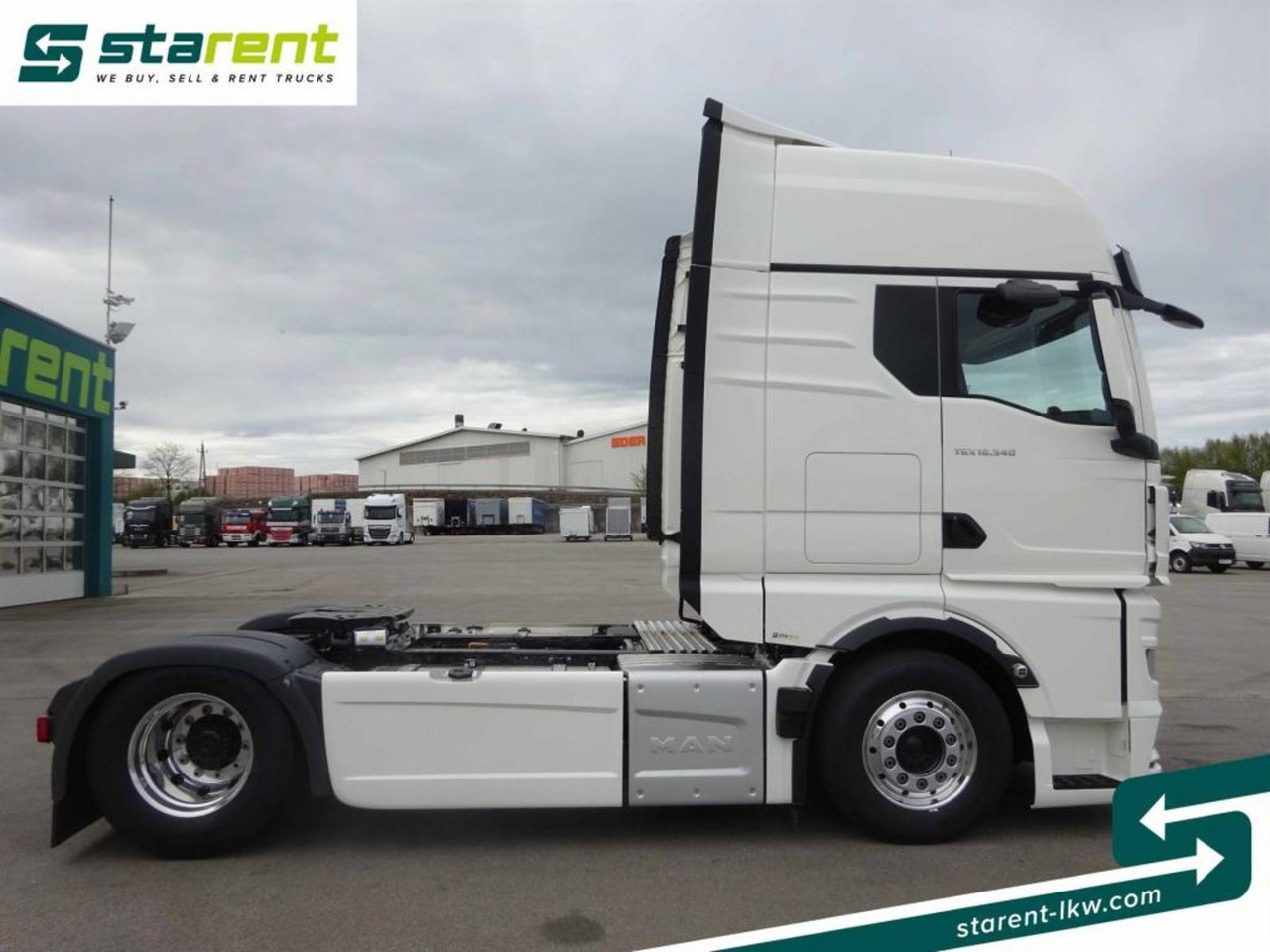 MAN TGX 18.540 LL, GX-Fahrerhaus, Retarder - Nyergesvontató: 4 kép. MAN TGX 18.540 LL, GX-Fahrerhaus, Retarder - Nyergesvontató: 4 kép.