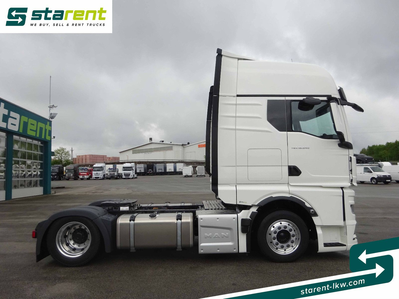 MAN TGX 18.540 LL Low Deck, GX-Fahrerhaus, Retarder - Nyergesvontató: 4 kép. MAN TGX 18.540 LL Low Deck, GX-Fahrerhaus, Retarder - Nyergesvontató: 4 kép.