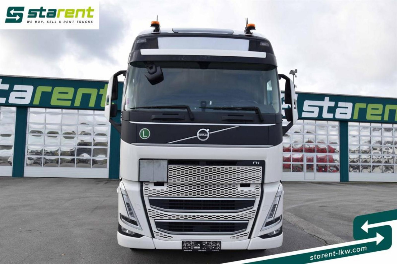 Volvo FH 540 XL-Kabine 2-Leiter Hydraulik I-Shift VEB+ - Nyergesvontató: 2 kép. Volvo FH 540 XL-Kabine 2-Leiter Hydraulik I-Shift VEB+ - Nyergesvontató: 2 kép.