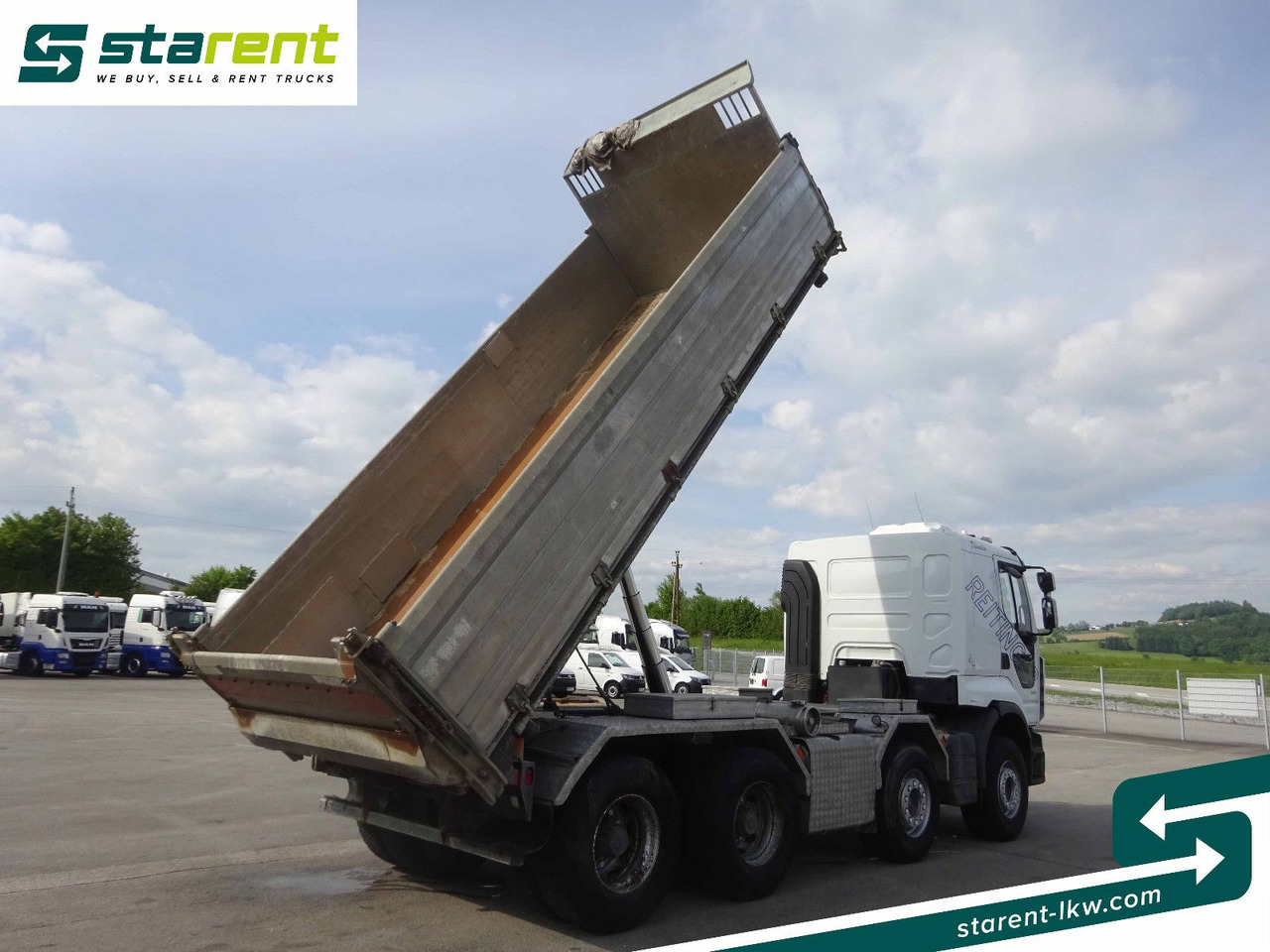 Renault Premium 450 DXi, 8x4, 3 Seitenkipper, Standklima - Billenőplatós teherautó: 4 kép. Renault Premium 450 DXi, 8x4, 3 Seitenkipper, Standklima - Billenőplatós teherautó: 4 kép.