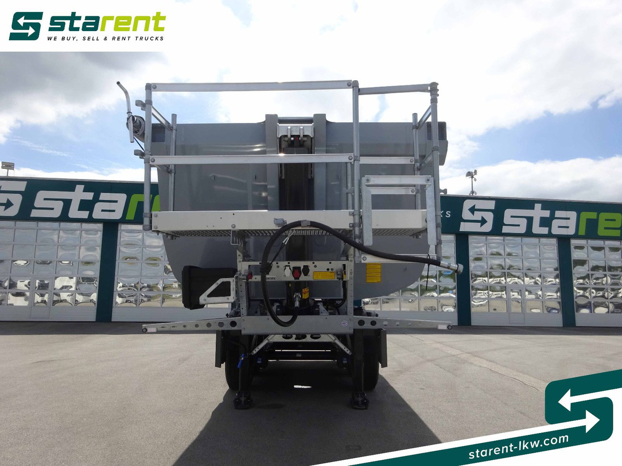 Schmitz Cargobull 3-Achs Kipper, 24m³, Liftachse - Félpótkocsi billenőplatós: 2 kép. Schmitz Cargobull 3-Achs Kipper, 24m³, Liftachse - Félpótkocsi billenőplatós: 2 kép.