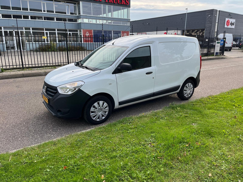 Dacia Dokker 1.5 Dci 75 Ambiance , Airco , zijschuifdeur - Kis furgon: 1 kép. Dacia Dokker 1.5 Dci 75 Ambiance , Airco , zijschuifdeur - Kis furgon: 1 kép.