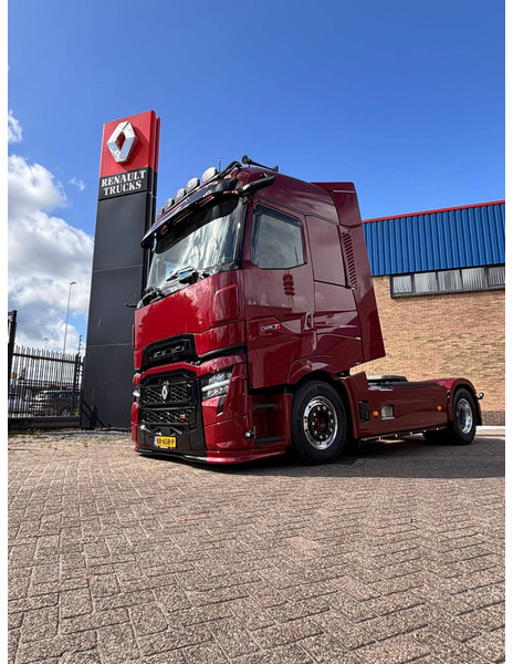 Renault T EVO High Exclusive 480 Turbo Compound T4x2 Full options - Nyergesvontató: 1 kép. Renault T EVO High Exclusive 480 Turbo Compound T4x2 Full options - Nyergesvontató: 1 kép.