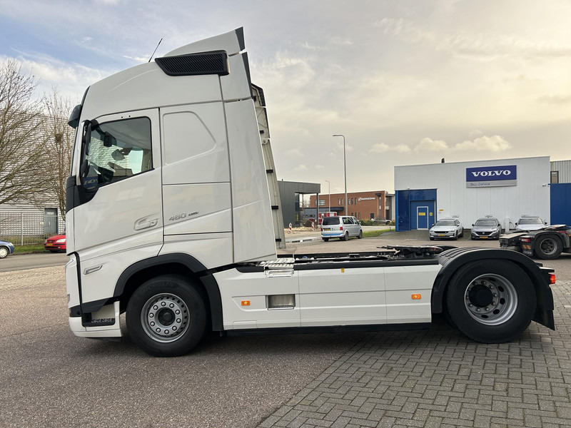 Volvo FH - Nyergesvontató: 5 kép. Volvo FH - Nyergesvontató: 5 kép.