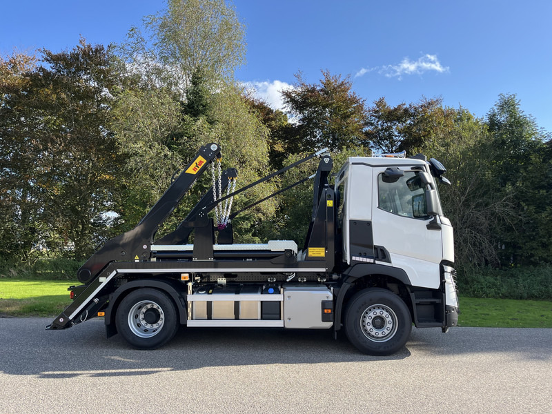 Renault C440 4x2 13L E6 NIEUW! HYVA TITAN TS 2014 TA Z Afzetsysteem en Afstandsbediening Containersysteem Portaal - Konténerszállító: 2 kép. Renault C440 4x2 13L E6 NIEUW! HYVA TITAN TS 2014 TA Z Afzetsysteem en Afstandsbediening Containersysteem Portaal - Konténerszállító: 2 kép.