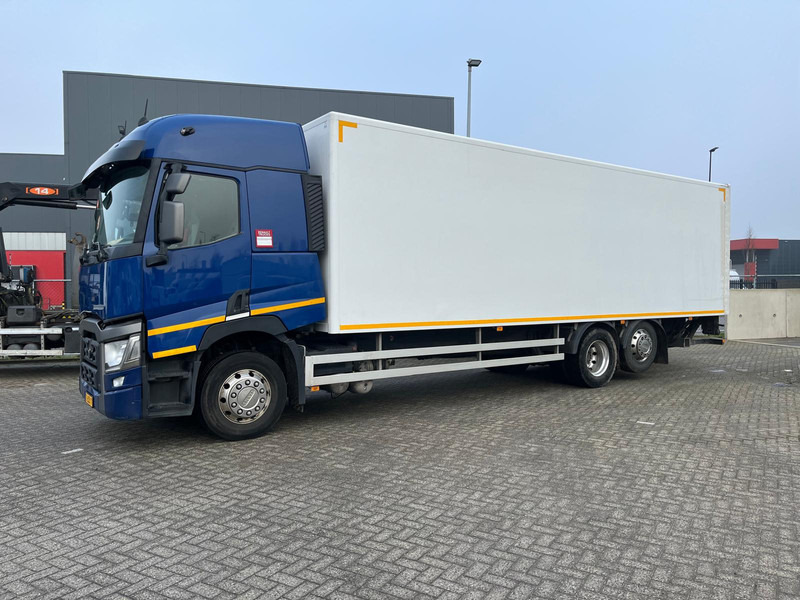 Renault T-11 SLEEPERCAB 380 P6X2 COMFORT - Dobozos felépítményű teherautó: 2 kép. Renault T-11 SLEEPERCAB 380 P6X2 COMFORT - Dobozos felépítményű teherautó: 2 kép.