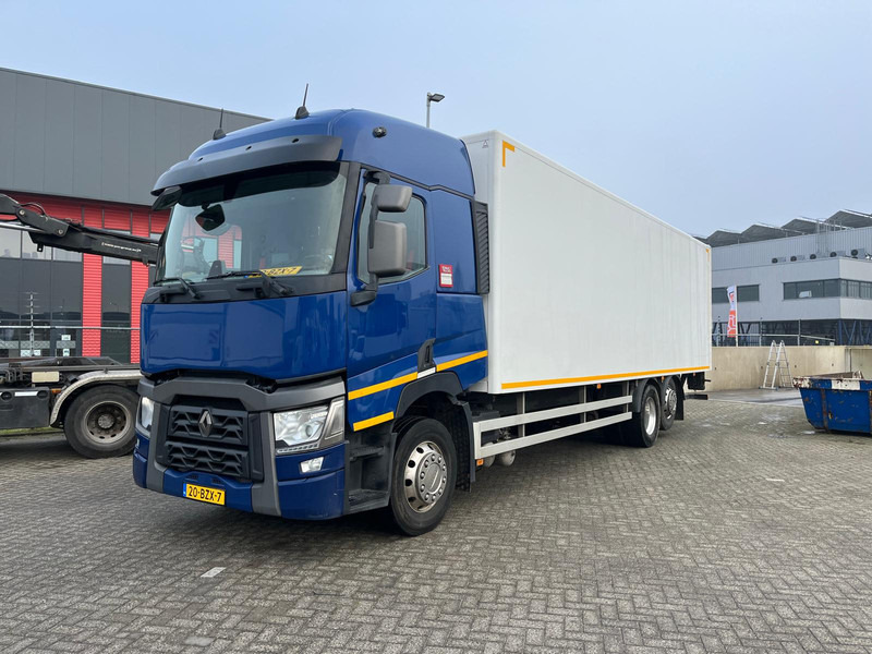 Renault T-11 SLEEPERCAB 380 P6X2 COMFORT - Dobozos felépítményű teherautó: 1 kép. Renault T-11 SLEEPERCAB 380 P6X2 COMFORT - Dobozos felépítményű teherautó: 1 kép.
