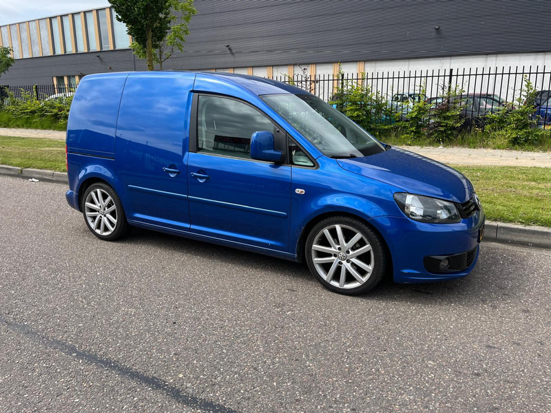 Volkswagen Caddy 1.6 TDI , 75 pk, Airco, Navigatie, - Kis furgon: 4 kép. Volkswagen Caddy 1.6 TDI , 75 pk, Airco, Navigatie, - Kis furgon: 4 kép.