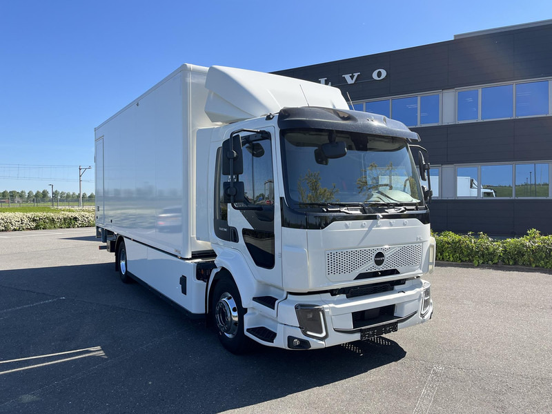 Volvo FL ELECTRIC - Dobozos felépítményű teherautó, Elektromos teherautó: 3 kép. Volvo FL ELECTRIC - Dobozos felépítményű teherautó, Elektromos teherautó: 3 kép.
