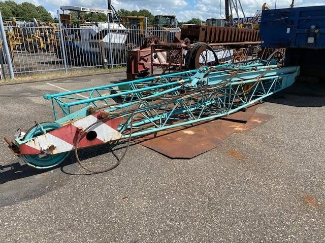 Kobelco CKE 600 JIB - Adapterek - Daru: 1 kép. Kobelco CKE 600 JIB - Adapterek - Daru: 1 kép.