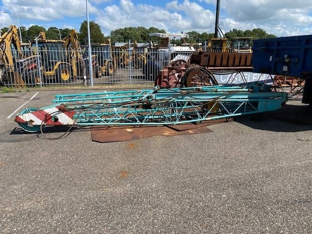 Kobelco CKE 600 JIB - Adapterek - Daru: 2 kép. Kobelco CKE 600 JIB - Adapterek - Daru: 2 kép.