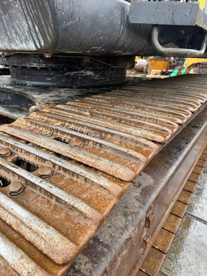 Lánctalpas kotró Hitachi ZX 470 LC H-5 B: 6 kép. Lánctalpas kotró Hitachi ZX 470 LC H-5 B: 6 kép.