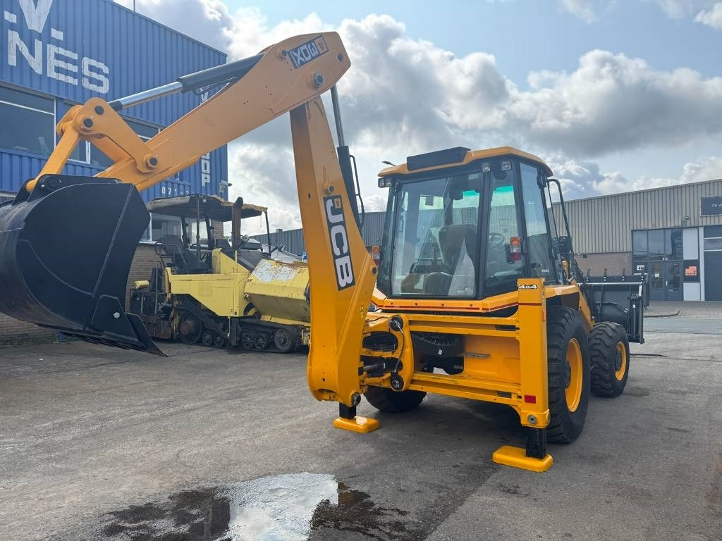 JCB 3 CX ECO 6 in 1 bucket ( UNUSED ) - Kotrórakodó: 4 kép. JCB 3 CX ECO 6 in 1 bucket ( UNUSED ) - Kotrórakodó: 4 kép.