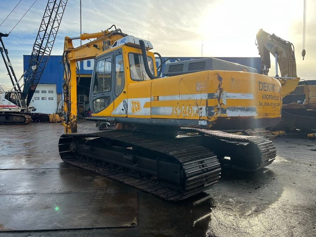 JCB JS 240 LC - Lánctalpas kotró: 3 kép. JCB JS 240 LC - Lánctalpas kotró: 3 kép.