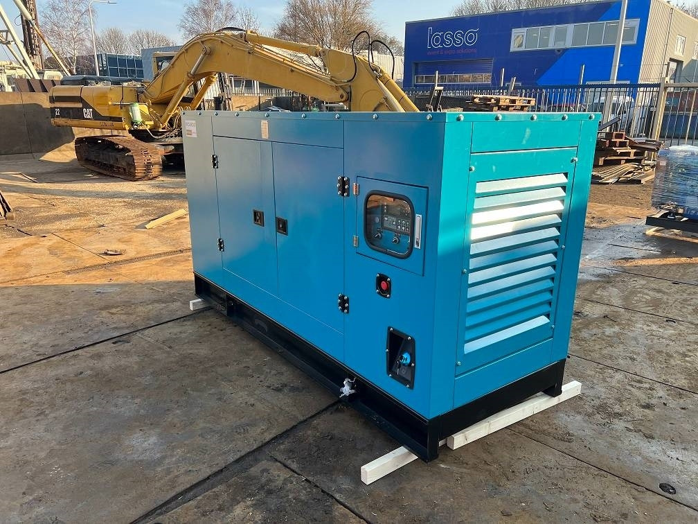 Ricardo 150KVA (120KW) SILENT GENERATOR 3 PHASE 50HZ 400V - Áramfejlesztő: 3 kép. Ricardo 150KVA (120KW) SILENT GENERATOR 3 PHASE 50HZ 400V - Áramfejlesztő: 3 kép.