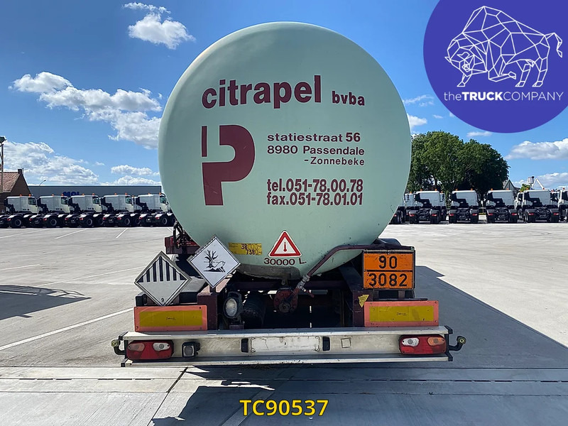 Atcomex - Tartályos félpótkocsi: 4 kép. Atcomex - Tartályos félpótkocsi: 4 kép.