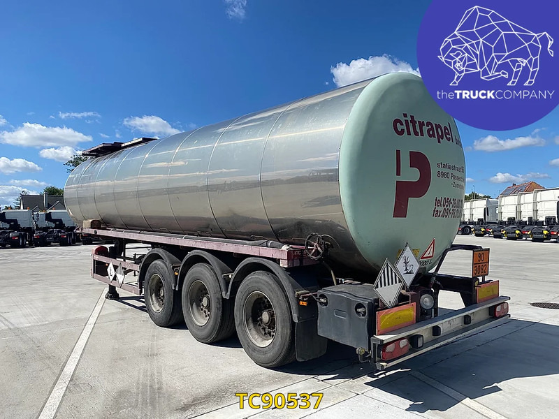 Atcomex - Tartályos félpótkocsi: 3 kép. Atcomex - Tartályos félpótkocsi: 3 kép.