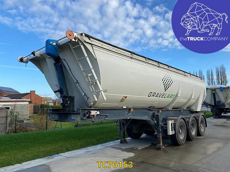 Benalu - Félpótkocsi billenőplatós: 1 kép. Benalu - Félpótkocsi billenőplatós: 1 kép.