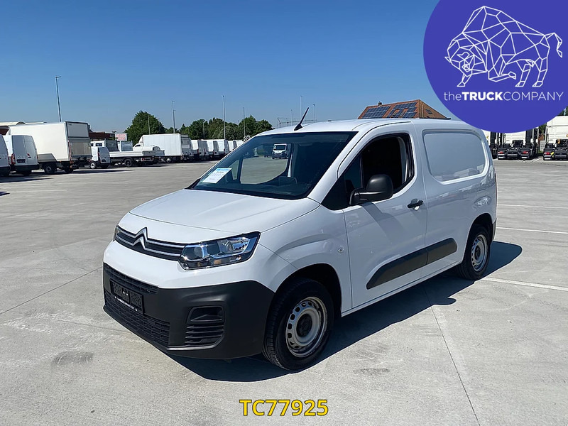 Citroën Berlingo - Kis furgon: 1 kép. Citroën Berlingo - Kis furgon: 1 kép.