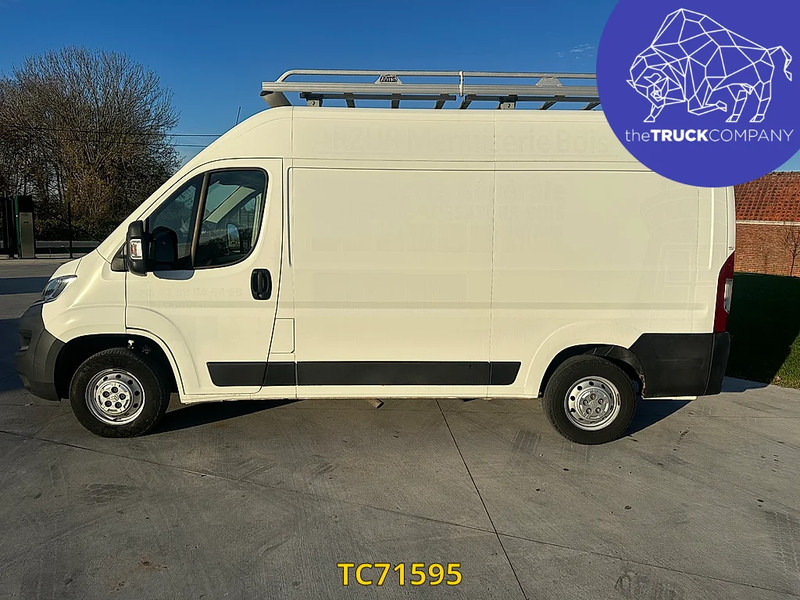 Citroën Jumper 130cv - Dobozos kisteherautó: 2 kép. Citroën Jumper 130cv - Dobozos kisteherautó: 2 kép.