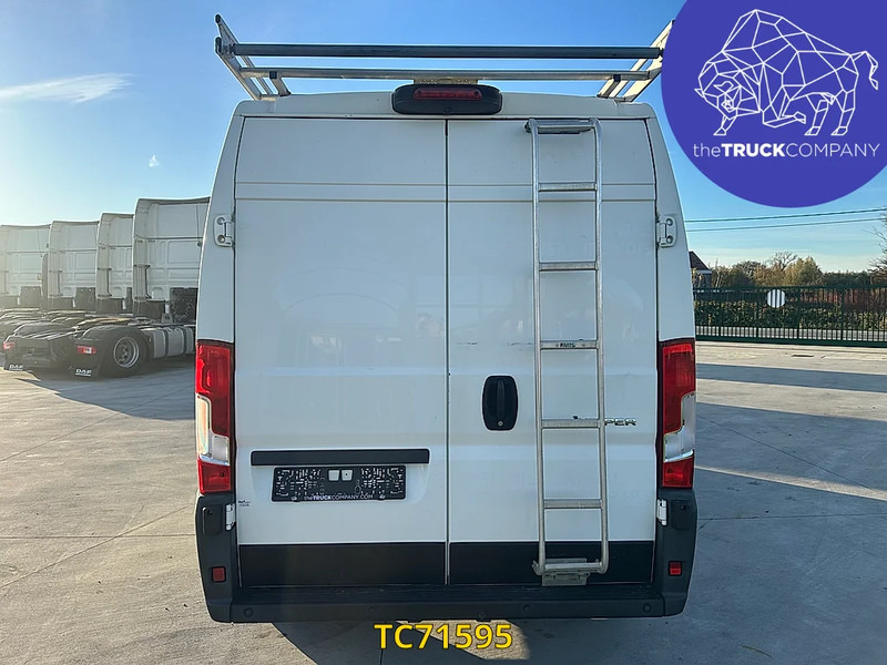 Citroën Jumper 130cv - Dobozos kisteherautó: 4 kép. Citroën Jumper 130cv - Dobozos kisteherautó: 4 kép.