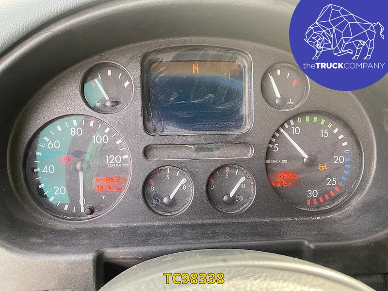 DAF CF 85 340 - Cserefelépítményes teherautó: 3 kép. DAF CF 85 340 - Cserefelépítményes teherautó: 3 kép.