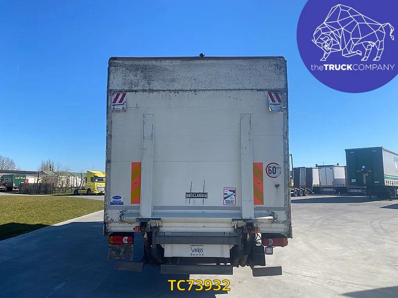 DAF LF 45 250 - Hűtős teherautó: 4 kép. DAF LF 45 250 - Hűtős teherautó: 4 kép.