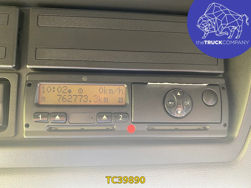 DAF LF 55 220 - Ponyvás teherautó: 2 kép. DAF LF 55 220 - Ponyvás teherautó: 2 kép.