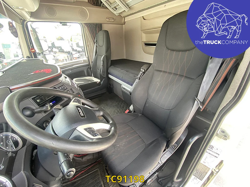 DAF XF 480 - Cserefelépítményes teherautó: 3 kép. DAF XF 480 - Cserefelépítményes teherautó: 3 kép.