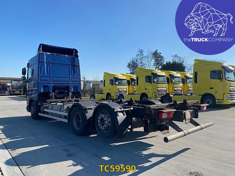 DAF XF Euro6 480 - Cserefelépítményes teherautó: 3 kép. DAF XF Euro6 480 - Cserefelépítményes teherautó: 3 kép.