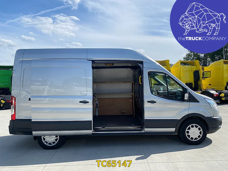 Ford Transit 2.2 TDCI L2 H2 - AIRCO - Furgon: 3 kép. Ford Transit 2.2 TDCI L2 H2 - AIRCO - Furgon: 3 kép.